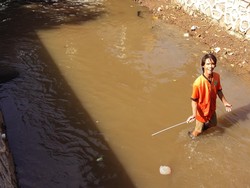 Saluran Air Dibersihkan, Genangan Saat Hujan di Tebet Hilang