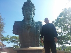 Cerita Nyoman Nuarta Bangun Patung Fenomenal Garuda Wisnu Kencana Bali