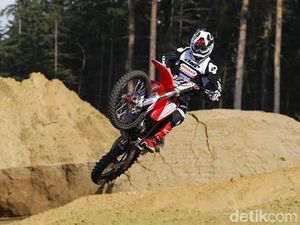 Pembuktian Honda Bagi Petualang, CRF 250 Rally