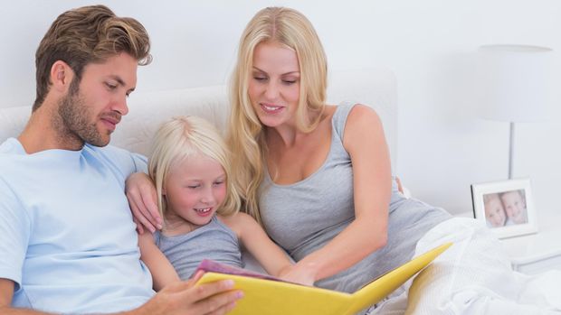 Tips Agar Anak Nggak 'Drama' Saat Dititipkan di Daycare Pertama Kali 