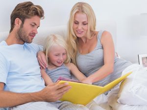 Perempuan Tertarik pada Sosok Pria Mirip Ayah, Wajar atau Tidak?