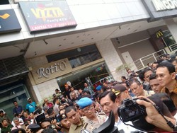 Menko Polhukam: Satu Warga Belanda Tewas