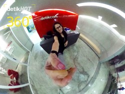 Melihat si Cantik Pevita Pearce dari Sudut 360