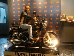 Royal Enfield Luncurkan Rumbler 500, Motor untuk Touring