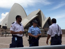 Polisi Australia Tutup Sydney Opera House, Warga Dilarang Mendekat