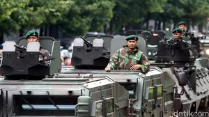 TNI Kerahkan Panser ke Thamrin