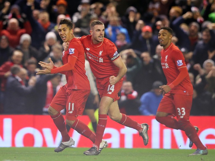 Ronaldinho: Firmino Sekelas dengan Oezil dan Iniesta