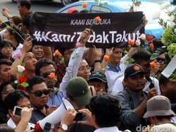 Masih Soal #KamiTidakTakut, Ini Bedanya Positivisme dan Optimisme