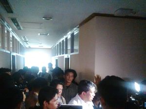 Adu Mulut Hingga Membentak, Begini Debat Panas Fahri Hamzah dan Penyidik KPK