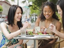 5 Tips Berwisata Kuliner Tanpa Naik Berat Badan