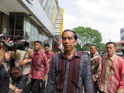 Pastikan Jakarta Aman, Jokowi Kunjungi Sarinah