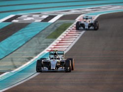 Ecclestone: Mercedes Masih Akan Dominan