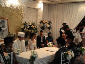 Aryani Fitriana Resmi Dipersunting Donny Michael