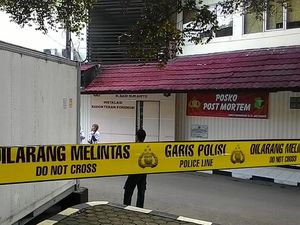 Ada Keluarga dari Tegal Datang ke RS Polri untuk Cocokkan DNA