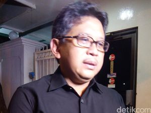 Hasto: PDIP Hanya Calonkan Kepala Daerah Lewat Jalur Parpol Hasto: PDIP Hanya Calonkan Kepala Daerah Lewat Jalur Parpol