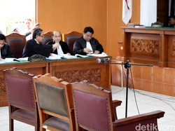 Di Praperadilan, RJ Lino Juga Pertanyakan Keabsahan Penyidik KPK