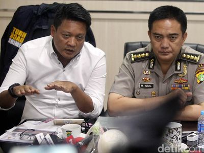Polda Metro Beri Keterangan Kematian Mirna