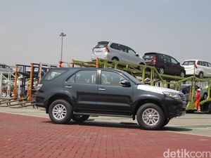 Mobil Sampai 2.500 cc Mungkin Dapat Diskon PPnBM Juga, Kok Bisa? Mobil Sampai 2.500 cc Mungkin Dapat Diskon PPnBM Juga, Kok Bisa?