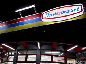 Perbandingan Gaji Pegawai Alfamart vs Indomaret yang Sempat Beredar Perbandingan Gaji Pegawai Alfamart vs Indomaret yang Sempat Beredar