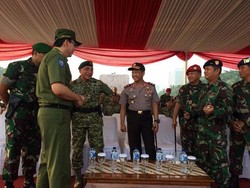 Ahok: Ketua RT-RW Harus Kenal Warganya, Masa Rakit Bom di Jakarta Nggak Tahu!