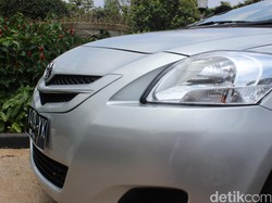 Kendarai Mobil Bekas Taksi Rasanya seperti Naik LCGC