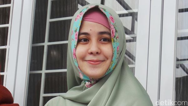 Penampilan Risty Tagor Pasca Melahirkan Anak Kedua