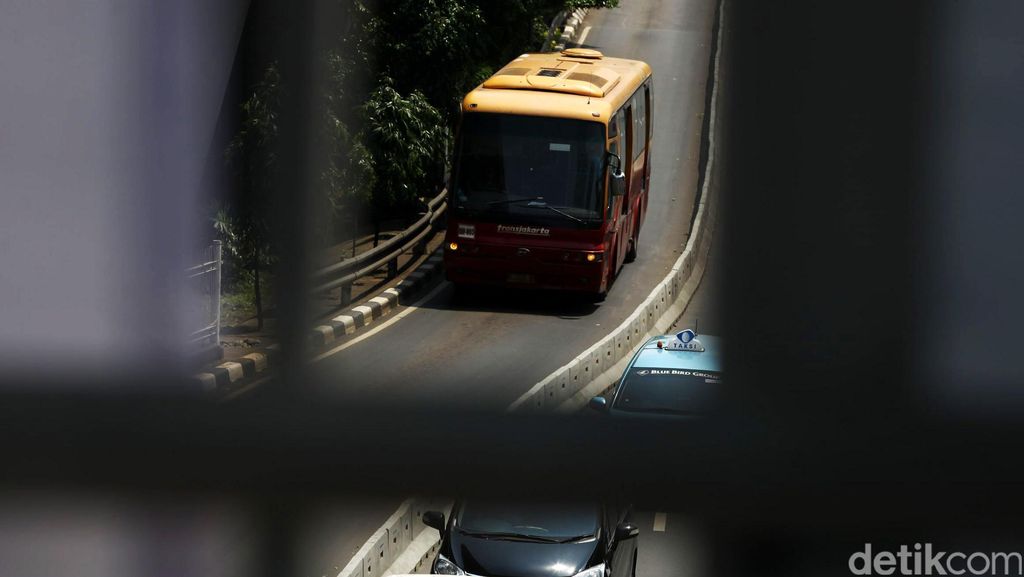 TransJakarta Akan Tambah 1.000 Armada TransJakarta Akan Tambah 1.000 Armada