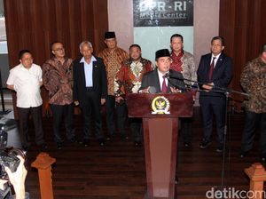 Ketua DPR Diundang Presiden Bahas Revisi UU Terorisme Besok