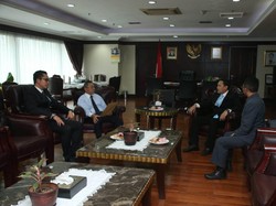 Lantik 9 Anggota Baru, Ketua MPR Singgung Soal dr Rica dan Teror Thamrin