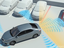 Mengemudi Sambil Mabuk, Wanita Ini Tabrak 17 Mobil di Parkiran