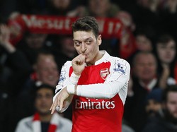 Oezil Tak Terobsesi Bikin Banyak Gol