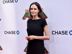 Ibu Bekerja, Simak Tips Parenting Ini dari 4 Selebriti Dunia