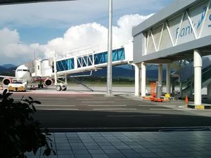 Tower ATC Bandara Palu Rusak, Penerbangan Ditutup!