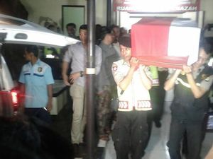 Penghormatan Terakhir untuk Bripka Taufik yang Meninggal Saat Sergap Bandar Narkoba