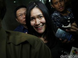 Kembali Tebar Senyuman, Jessica Siap Diperiksa Polisi Untuk Kelima Kali