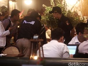 Reka Ulang Peracikan Kopi Mirna Selesai, Polisi Bawa 4 Gelas Sampel