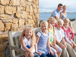 Riset: Banyak Anak Justru Bikin Ibu-ibu Jadi Panjang Umur