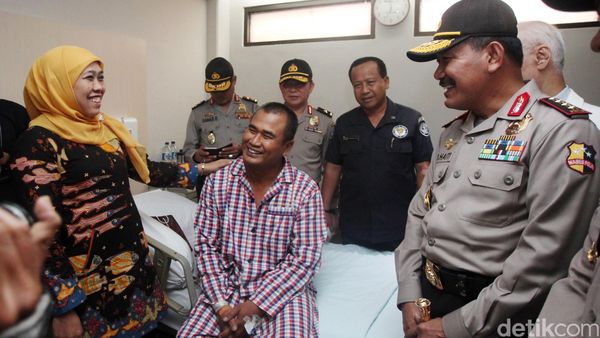Mensos dan Kapolri Jenguk Aiptu Suhadi