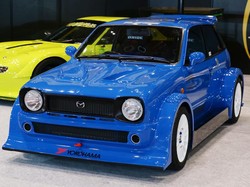 Parade Mobil Modif Keren di Tokyo