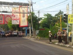 Awasi Petugas yang Tak Taat Berlalu Lintas di Medan, Polri-TNI Gelar Operasi Bersama