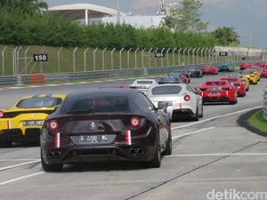 Orang Kaya Indonesia Tukar Tambah Ferrari Kalau Sudah 2 Tahun Orang Kaya Indonesia Tukar Tambah Ferrari Kalau Sudah 2 Tahun