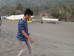 Sandboarding, Aktivitas Seru Saat Liburan di Jogja