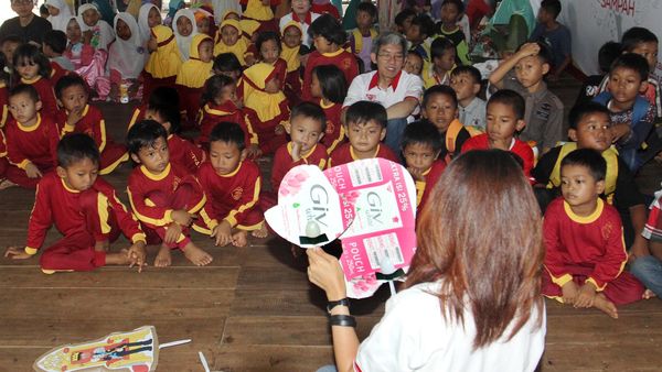 Aksi Sosial untuk Warga TPA Bantar Gebang