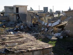 Warga Irak Geruduk Kedutaan Turki Buntut Serangan di Dohuk