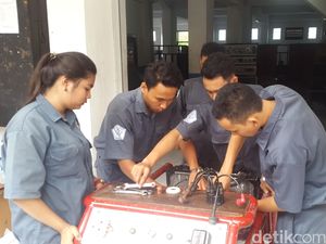 SMK Rekayasa Jadikan Tawan Iron Man Inspirasi, Lengan Robot akan Diteliti SMK Rekayasa Jadikan Tawan Iron Man Inspirasi, Lengan Robot akan Diteliti