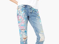 Editors Choice: Tampil Kasual & Atraktif dengan 5 Jeans Bermotif