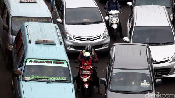 Matraman Mengular Panjang