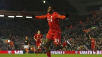 Sheyi Ojo dipinjamkan ke Fulham sepanjang musim lalu dan membantu klub itu promosi ke level tertinggi. Ojo diyakini akan dipinjamkan lagi dan kabarnya diminati klub Championship Middlesbrough. (Foto: Reuters / Phil Noble)