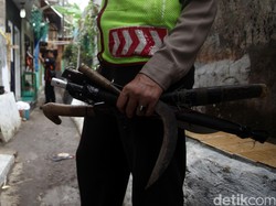 Polisi Tangkap Komplotan Bandit yang Merampok Kades di Pasuruan