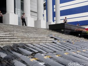 130 Personel Disiagakan di Dalam Gedung MK Selama Sidang Sengketa 130 Personel Disiagakan di Dalam Gedung MK Selama Sidang Sengketa
